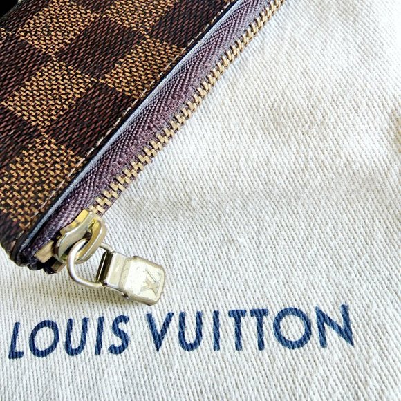 Louis Vuitton Pochette Cles Damier Ebene Canvas Coin Purse Excellent Condition - Picture 10 of 15
